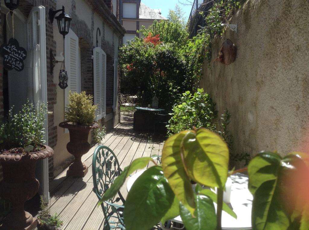 Chambre Le Nid Du Phare Avec Jacuzzi Honfleur Zimmer foto
