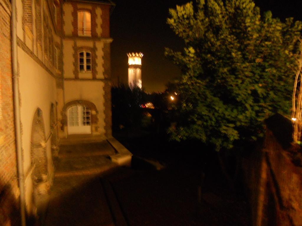 Chambre Le Nid Du Phare Avec Jacuzzi Honfleur Zimmer foto